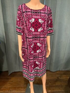 Roz & Ali Fuchsia Patterned Midi Shift Dress